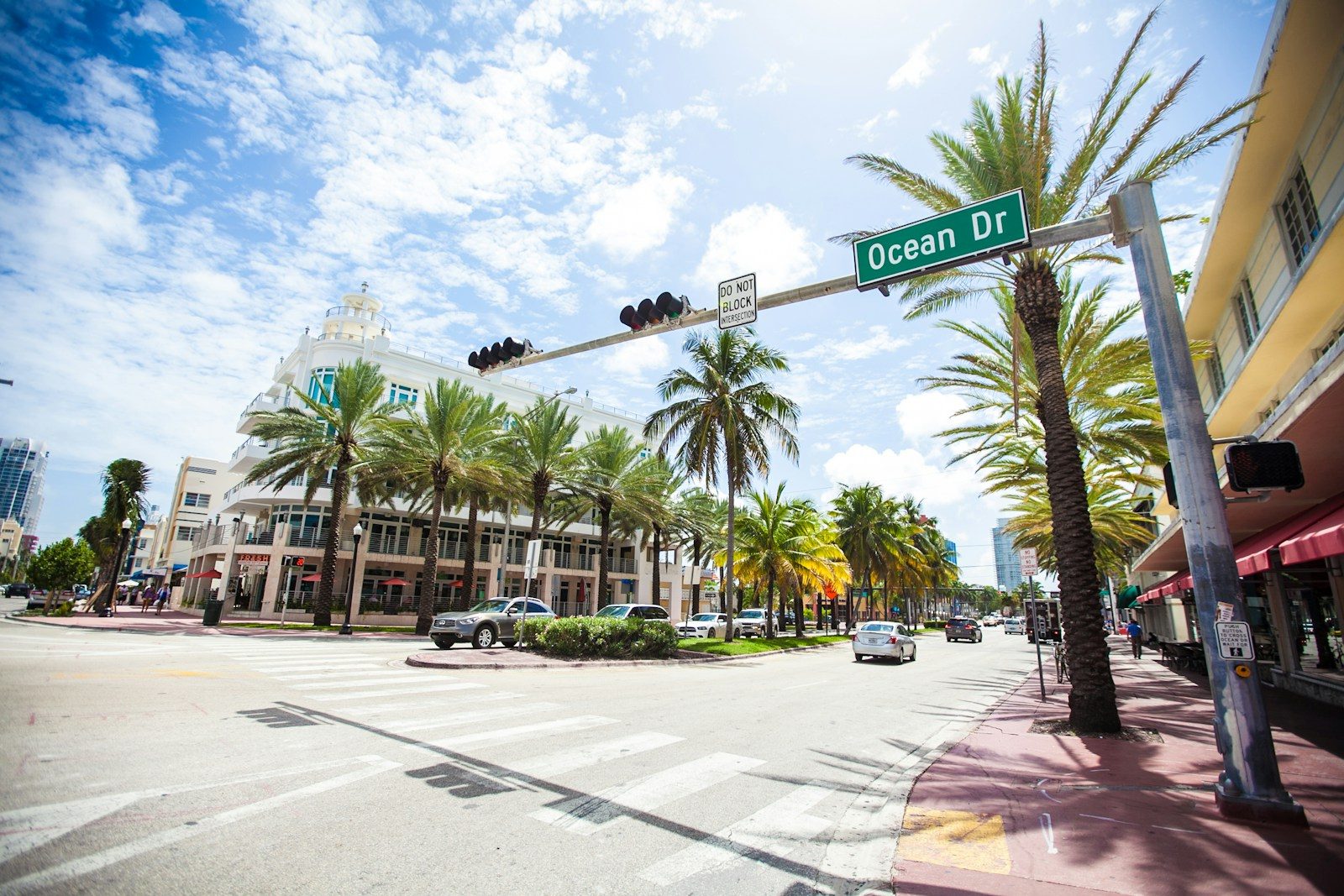 Top Things to Do in Miami Before a Cruise: South Beach, Española Way & More